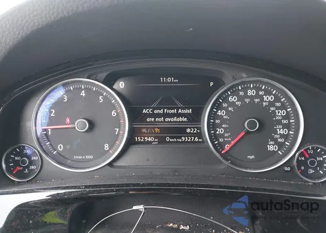 2017 Volkswagen Touareg V6 Wolfsburg Edition z USA, uszkodzony, nr VIN WVGRF7BPXHD003710